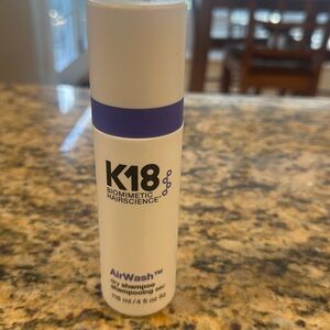 K18 Airwaah dry shampoo